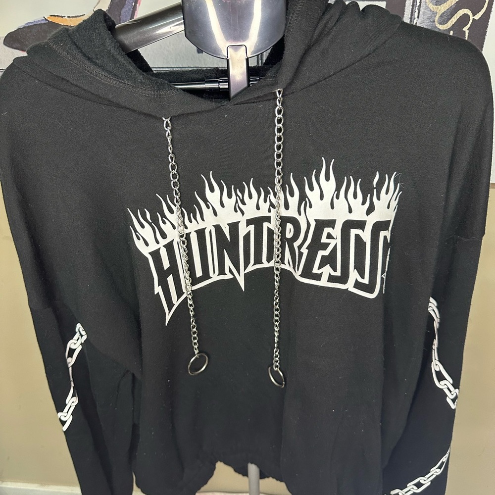 Her Universe Black Birds of Prey Huntress Chain Hoodie